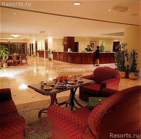 Crowne Plaza Hotel Muscat 2